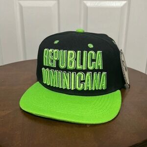 NWT" REPUBLICA DOMINICANA Flat Bill SnapBack Hat  - Brand new never worn